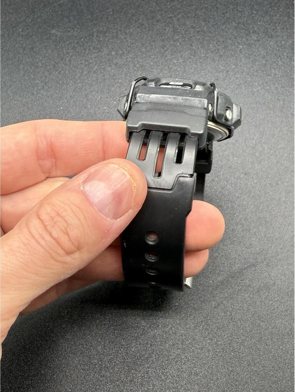 Casio G-Shock DW6900 Black Resin Watch - Picture 7 of 16